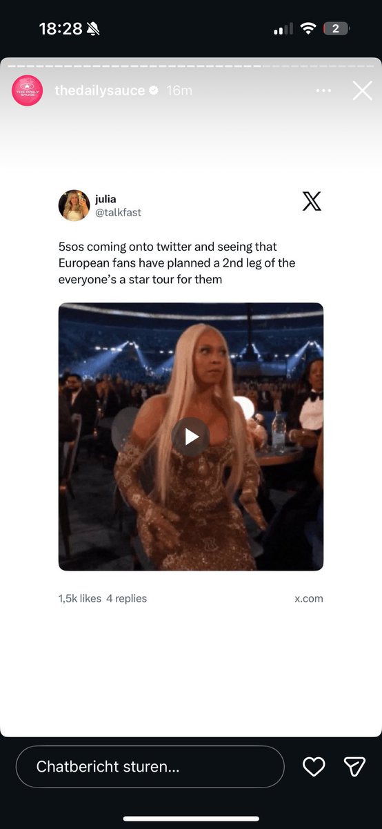 kelly tweet media