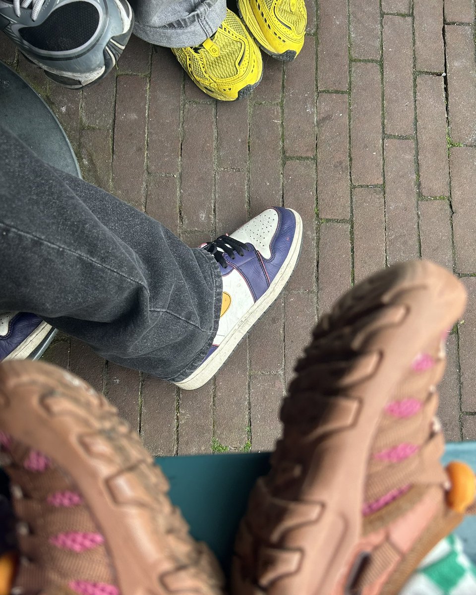 vladieboi's tweet image. Another good day #kotd @sneakermarketro 🌞