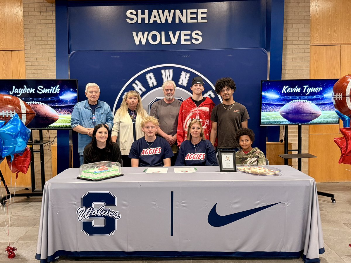 ShawneePublic's tweet photo. Two more Wolves are headed to the next level!
Kevin Tyner and Jayden Smith are taking their talents to Oklahoma Panhandle State University to continue their football careers.

Once a Wolf, always a Wolf. 🐺💙

#GoWolves #ShawneeStrong https://t.co/WjP13ZvSIg