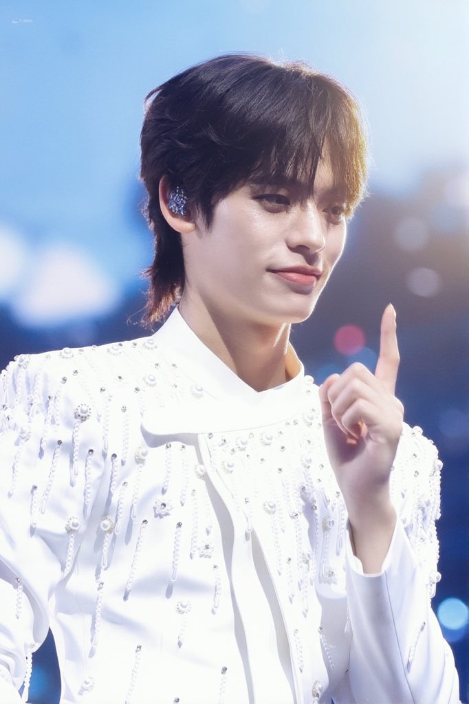 𝒾𝘯𝘲𝘶𝘪𝘦𝘵𝘭𝘪𝘨𝘩𝘵 - (𝐭𝐦) ♡ tweet media