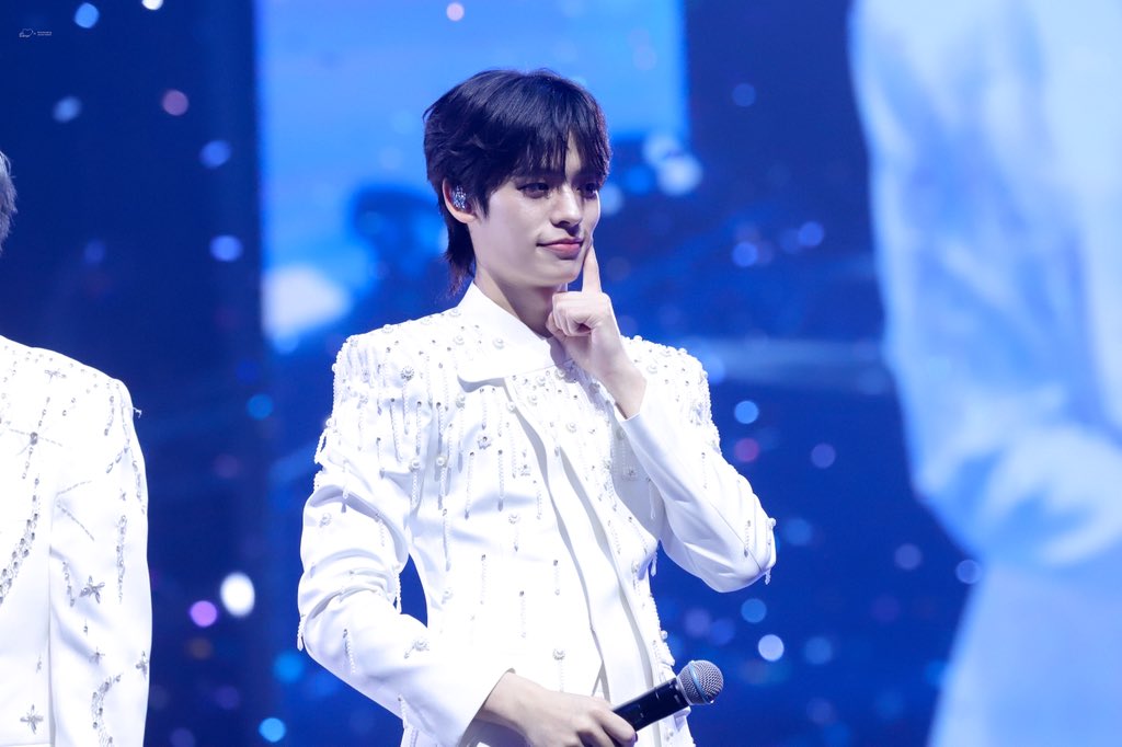 𝒾𝘯𝘲𝘶𝘪𝘦𝘵𝘭𝘪𝘨𝘩𝘵 - (𝐭𝐦) ♡ tweet media