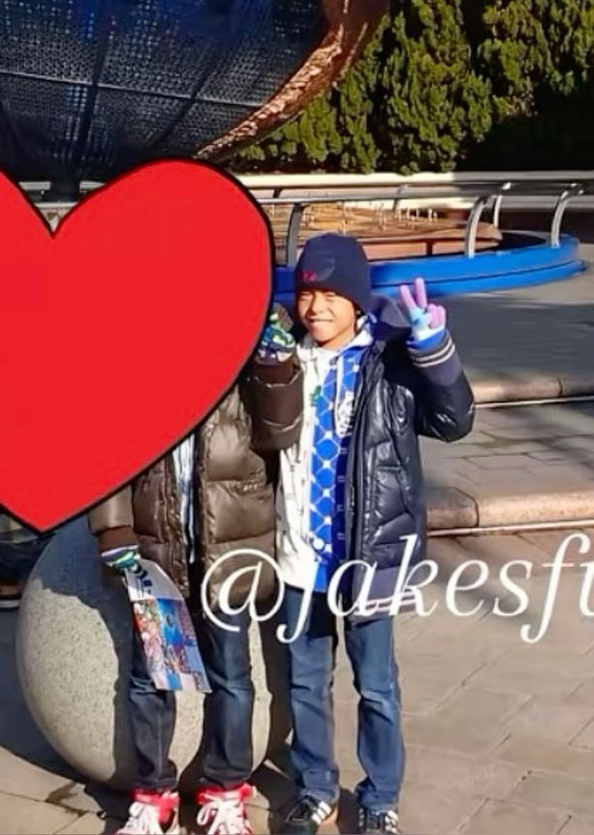 echoikeu's tweet photo. the way all these jake baby pics have the same watermark 😨 THEY  ARE  NOT  YOUR  PICS??? https://t.co/0R75y6ybpZ
