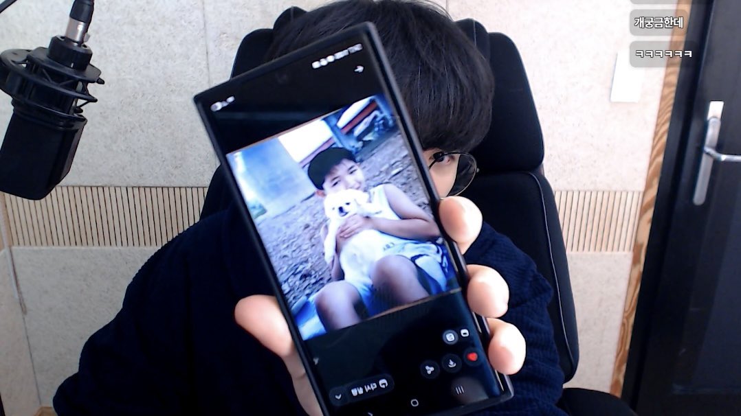 hyeon__0701's tweet photo. ‘진짜 꼬마 루태’ https://t.co/gBYjEa52hm