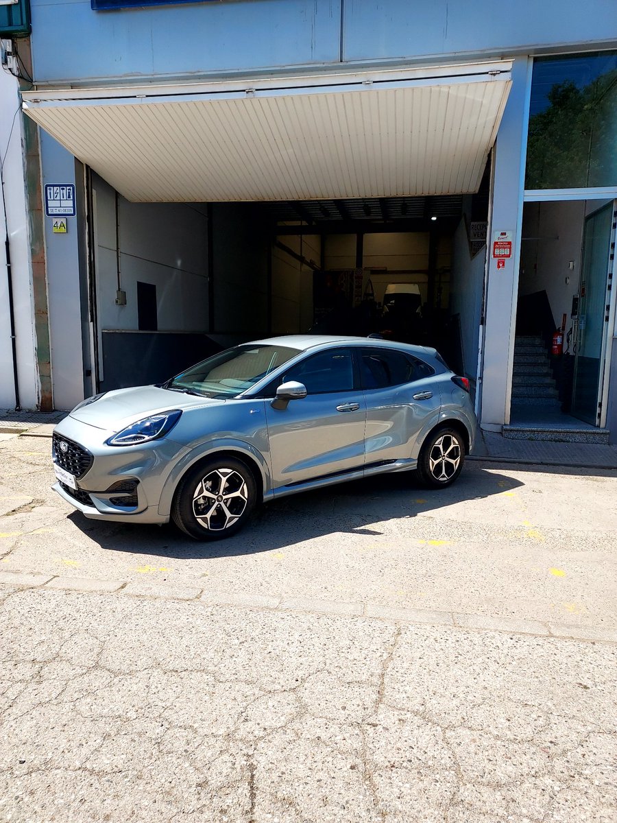T_FORNALINO's tweet photo. En la tarde del Jueves  hicimos la entrega de este FORD PUMA MCA ST-LINE MHEV AUTOMATICO para nuestra clienta y vecina de Cantillana (Sevilla).

Muchas gracias por confiar en nosotros y que lo disfrutes.

https://t.co/yb86B1XcpF https://t.co/Dp5MZGbeV2