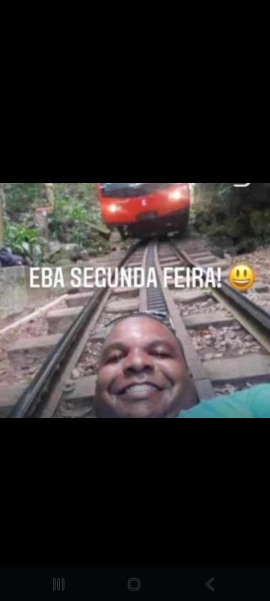LaraJagger's tweet photo. #Segunda https://t.co/73xRZTkjkb