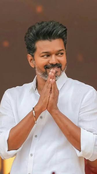 Susanta38628632's tweet image. #thalapathyvijay 
ଟିଭିପରଦାରୁ ରାଜନୀତି |
ଶେଷ ଚଳଚ୍ଚିତ୍ର ରିଲିଜ୍ ହେଲାନାହିଁ, ଯେଉଁଥିରେ ବିଜୟଙ୍କ ଆଭିମୁଖ୍ୟ ଲୋକେ ବୁଝିଥାନ୍ତେ | କିନ୍ତୁ 
ବିଫୁଳ ବିଜୟ ହିଁ ସୂଚେଇ ଦେଉଛି ଲୋକଙ୍କ ଭଲପାଇବା |
ପ୍ରତିଟି ଡାଇଲଗ ରେ ଥାଏ କିଛି ମେସେଜ୍ |
ସେଇଠୁ ବୋଧେ ନୀରବତା ସହ ଆରମ୍ଭ ହେଇ ସାରିଥିଲା ଅଭିଯାନ |
#Congratulations
@actorvijay