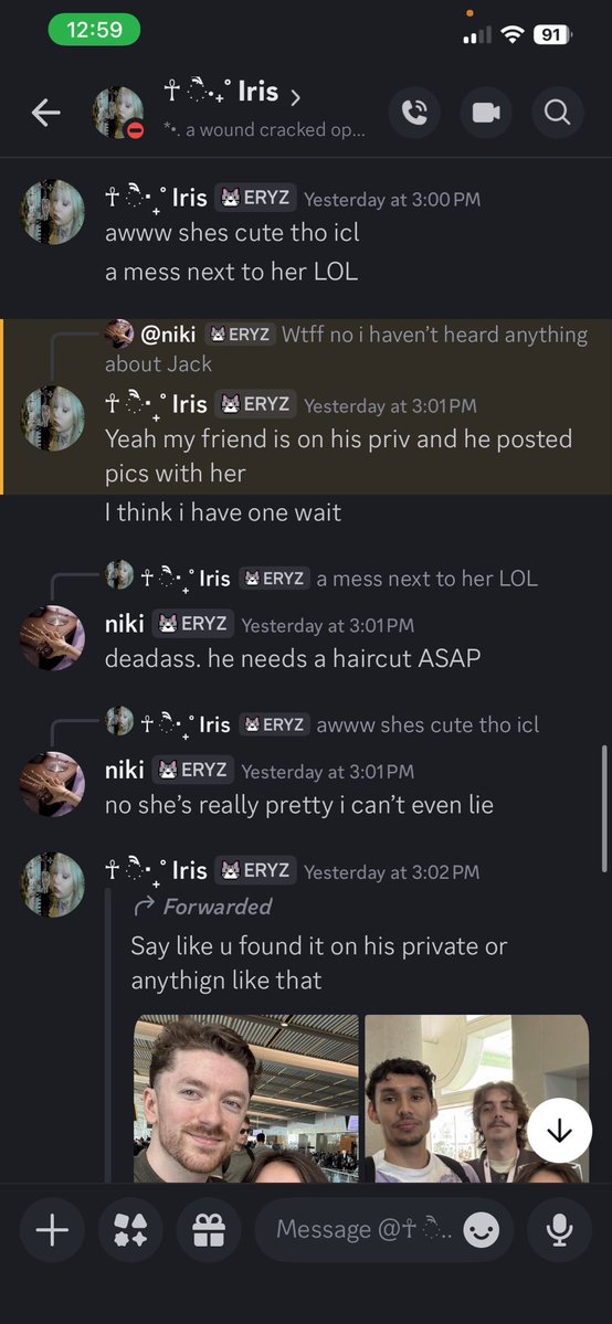 Exposing everyone tweet media