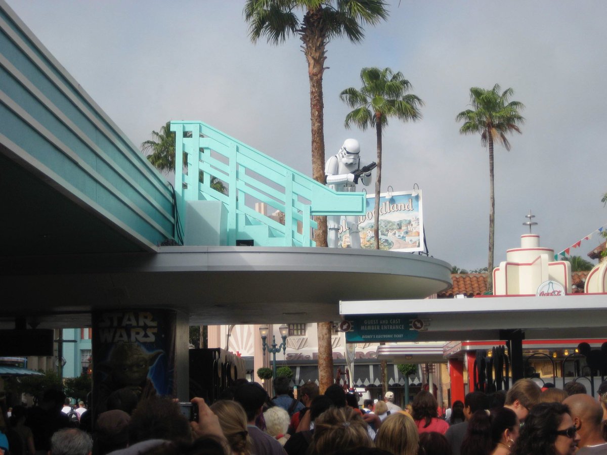 Expedition Theme Park tweet media