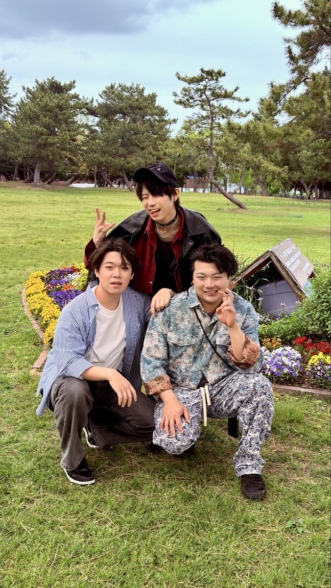 あきひと【WARITOSWARAN】 tweet media