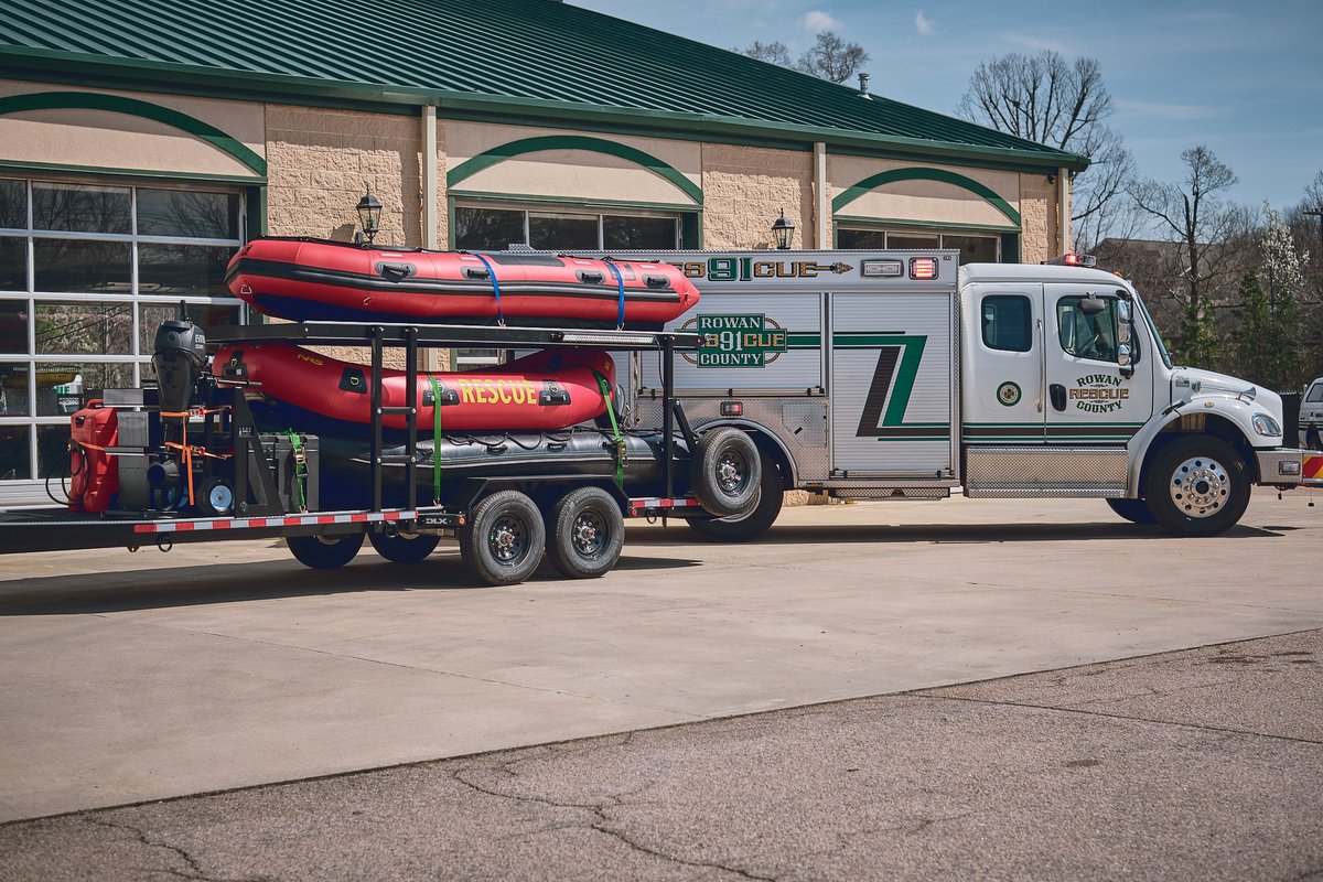 DeployedLogix's tweet photo. Beautiful 2BT Rescue Trailer setup by Rowan County. Send us shots of your DLX gear in action, we'd love to see it. https://t.co/6r7A1C3zcx