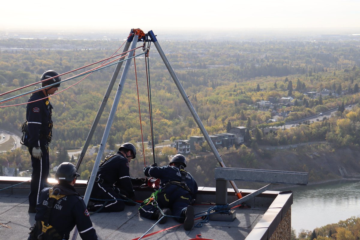 Edmonton Fire Rescue Services tweet media
