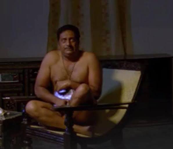 VenkatAila16431's tweet image. కేరళం కూడా పోయింది.

RSS వాళ్ళకి వేసుకోడానికి చొక్కా ప్యాంట్లు ఉన్నాయి..

కంపూనిస్టులకి ఇండియాలో ఇంక దిశ మొలే ..
కప్పుకోడానికి జెండాలు కూడా మిగల్లేదు..

#justsaying