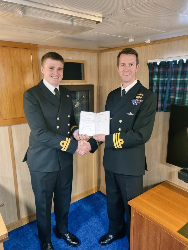 HMS SUTHERLAND tweet media