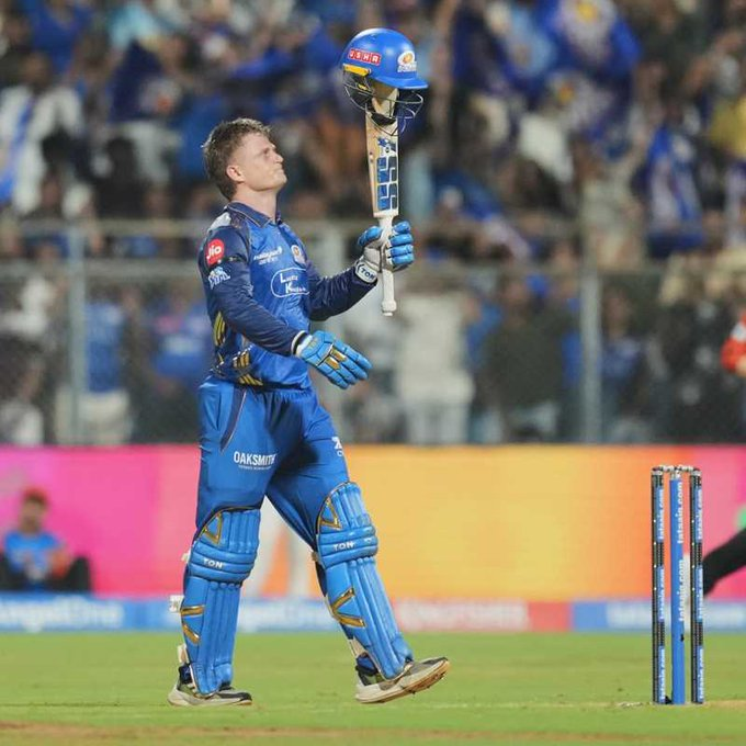 nastik_bhai's tweet photo. Another match and another good inning from rickleton 👌👏👏🎉🎊🎊

#ipl #rohitsharma #mivslsg #lsgvsmi #bumrah #rickleton https://t.co/IOtfa4vQcq