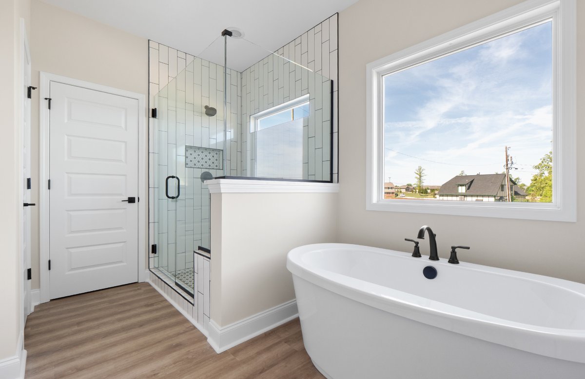 thehomeplace's tweet image. Five bedrooms, a primary balcony, and a soaking tub we'd never leave. Custom Grayson A | Chattanooga, TN | 5/3.5 | 2,662 sq ft 🏡 #AmericasHomePlace #CustomHome #Tennessee #OnYourLot #HomeBuilder