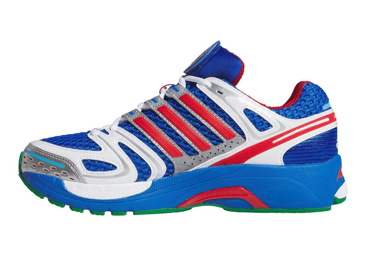 Sneaker News tweet media