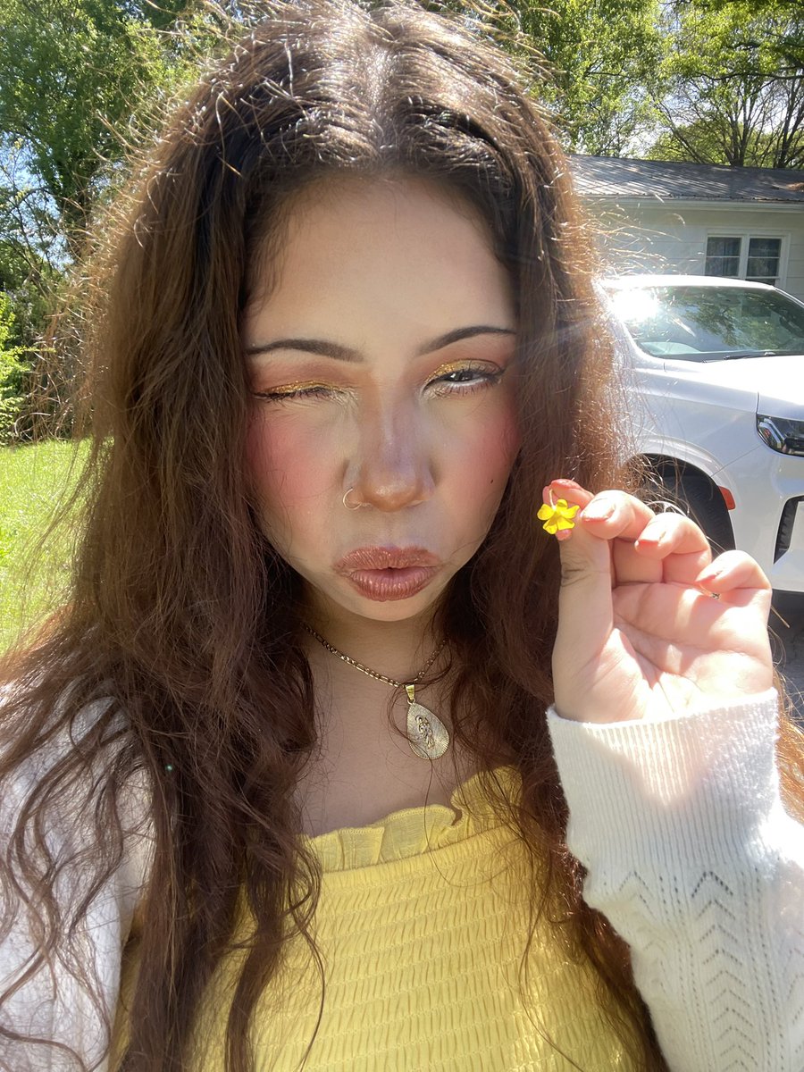 princesohnlvr's tweet photo. we are promoting ariana grande’s 8th studio album ‘petal’ out 7/31 ꕤ

#tbsd #TheBSelcaDay #DeobiSelcaDay #더비셀카데이 #더보이즈 #THEBOYZ #TheBShot #더비 #EricSohn #ERIC #에릭 https://t.co/zaCRfYkPaS