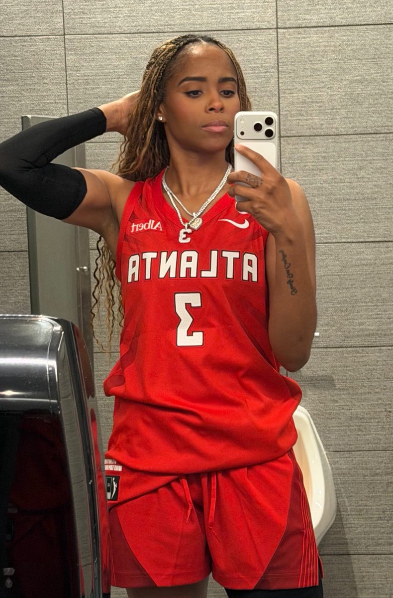 SHES SO FINE WTF