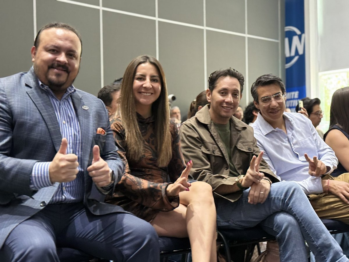 ricardorubiot's tweet photo. Hoy, desde la sede nacional de @AccionNacional , dimos la bienvenida a @ErnestoAJ29, quien ha tomado la decisión de sumarse a este proyecto con convicción, experiencia y compromiso por la Ciudad de México. 

💙 En el @PAN_CDMX   seguimos abriendo las puertas a quienes quieren construir, proponer y dar resultados, porque aquí caben todas las voces que buscan un mejor rumbo para nuestra ciudad. Este es un momento de sumar, de fortalecer y de trabajar unidos por lo que viene.

 ¿Tú también te sumarías a este proyecto? 👇
#PANCDMX #AcciónNacional #UnidosPorMéxico