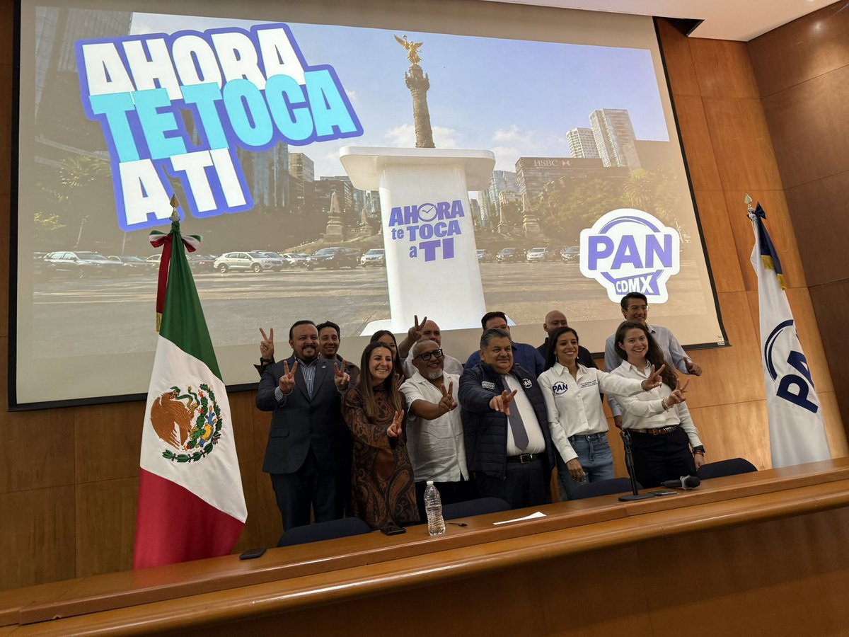 ricardorubiot's tweet photo. Hoy, desde la sede nacional de @AccionNacional , dimos la bienvenida a @ErnestoAJ29, quien ha tomado la decisión de sumarse a este proyecto con convicción, experiencia y compromiso por la Ciudad de México. 

💙 En el @PAN_CDMX   seguimos abriendo las puertas a quienes quieren construir, proponer y dar resultados, porque aquí caben todas las voces que buscan un mejor rumbo para nuestra ciudad. Este es un momento de sumar, de fortalecer y de trabajar unidos por lo que viene.

 ¿Tú también te sumarías a este proyecto? 👇
#PANCDMX #AcciónNacional #UnidosPorMéxico