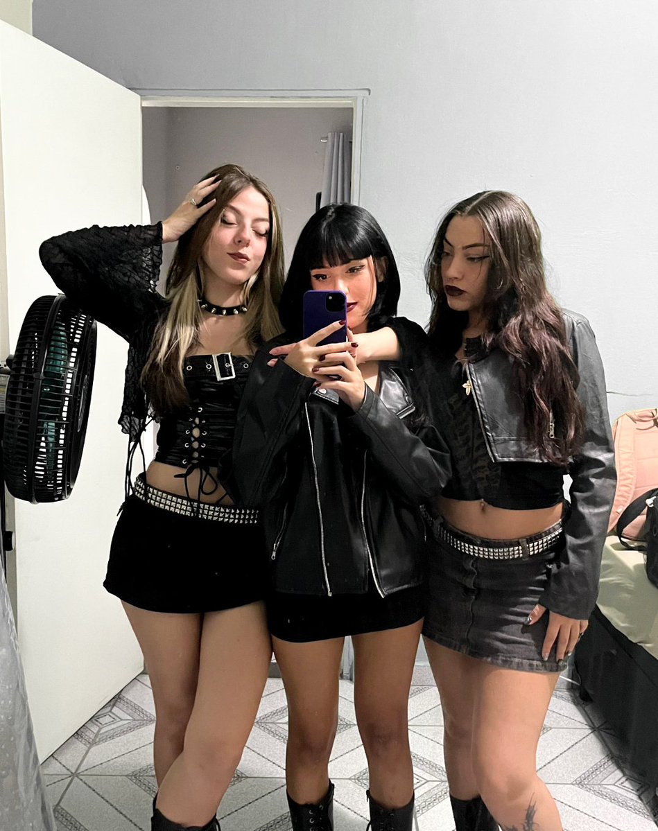 ✶ isinha ✶ tweet media