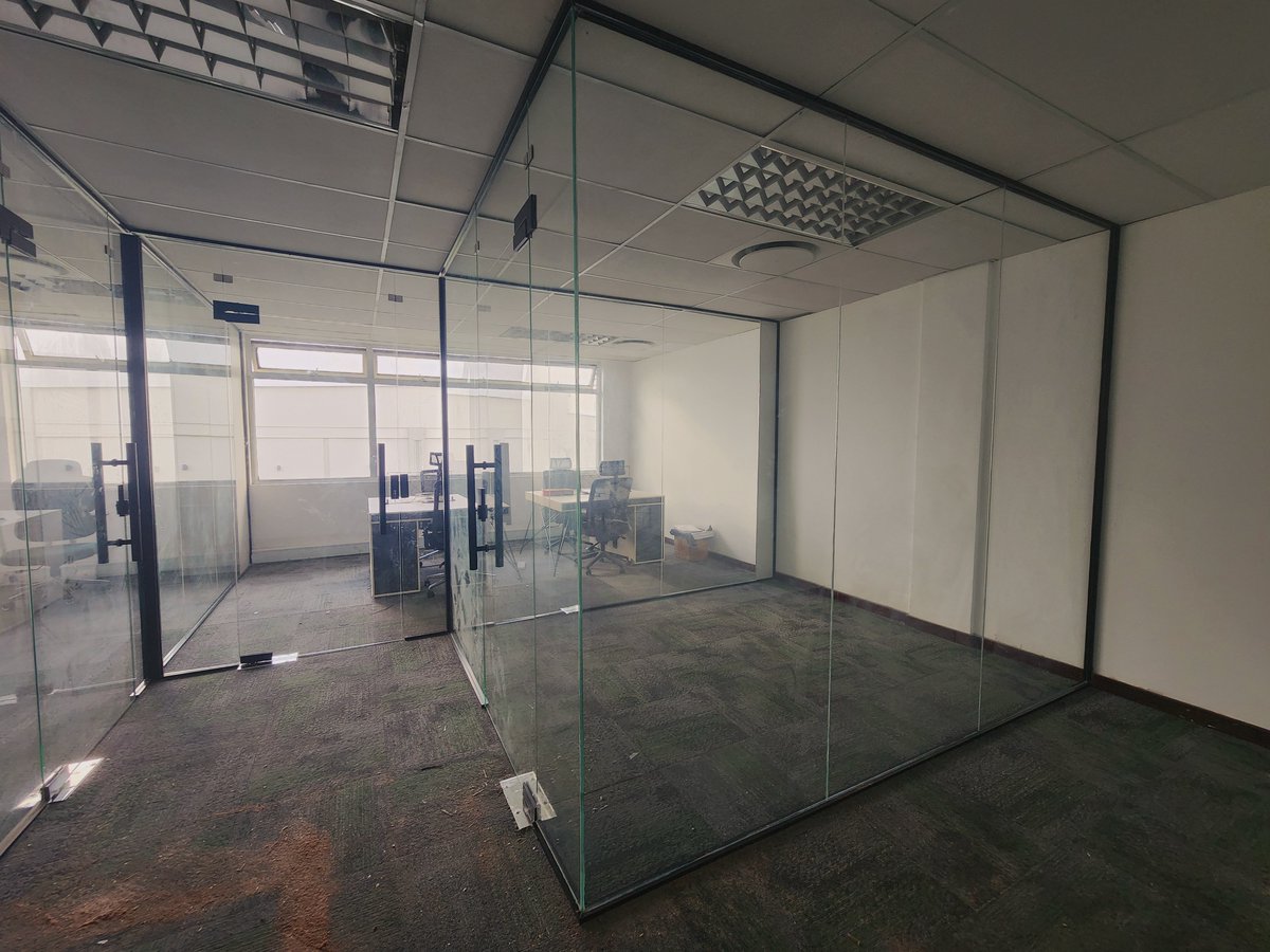 schongrouptz's tweet image. #ujenzi #glazing #fenestration #officepartitioning