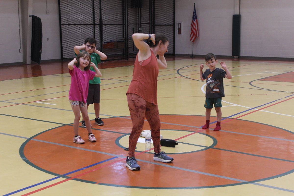 BooneKYExt's tweet photo. Join the party &amp; get your wiggles out! Ages 5 - 8. 

The Cloverbud Dance Party program will meet May 12, 5:45 PM. Located at 7111 Dixie Hwy, Florence KY. Register: https://t.co/TnTrlS6EtV

Must be enrolled in 4-H. It is free to sign up: https://t.co/T5dTE1dzpv https://t.co/Usy3ElmVsp