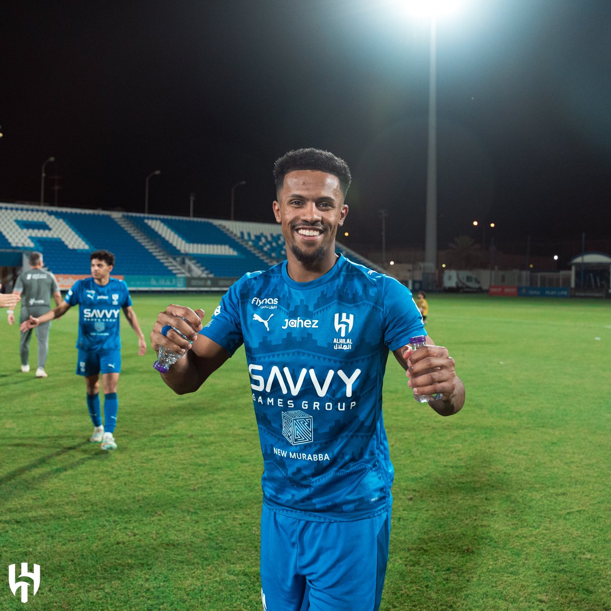 فئات الهلال السنية tweet media