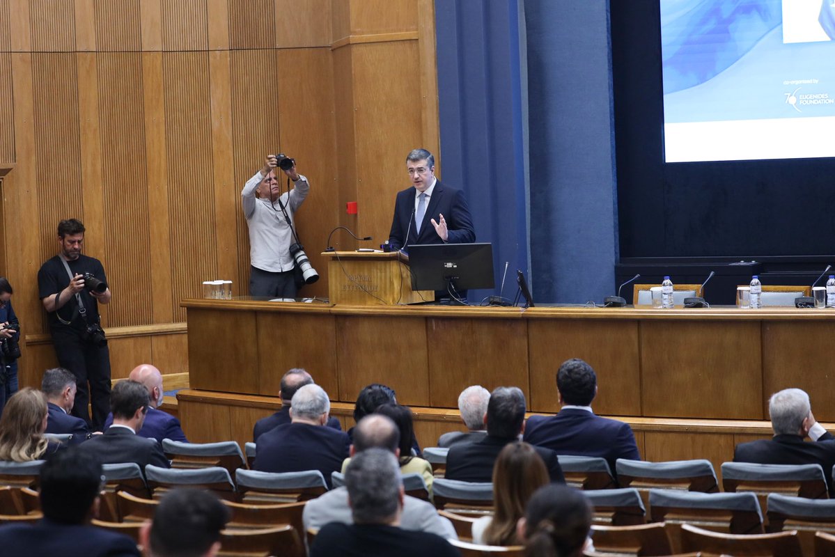 Apostolos Tzitzikostas tweet media