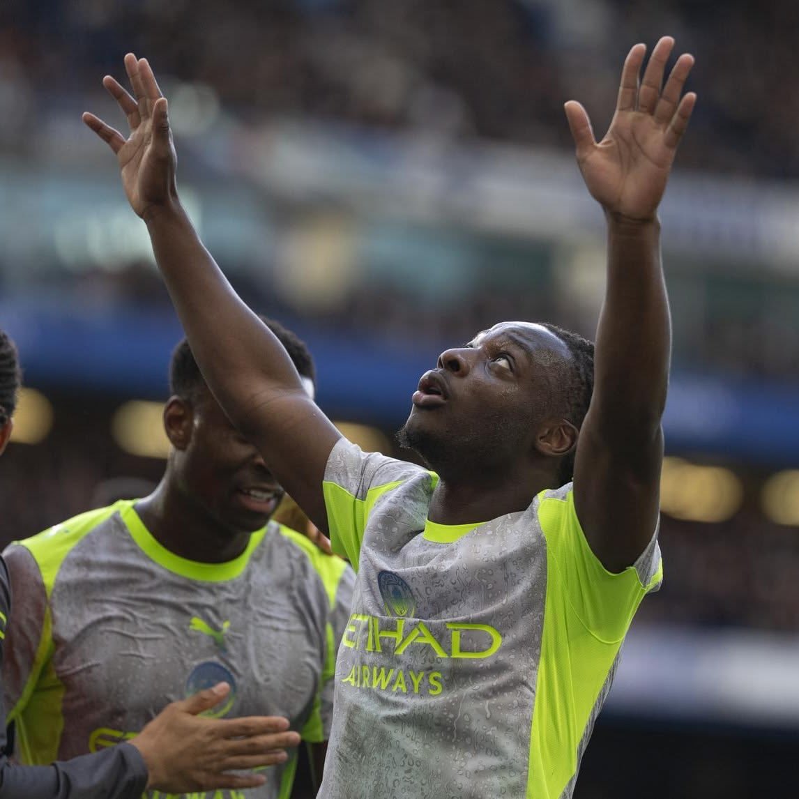 themancitylad tweet media