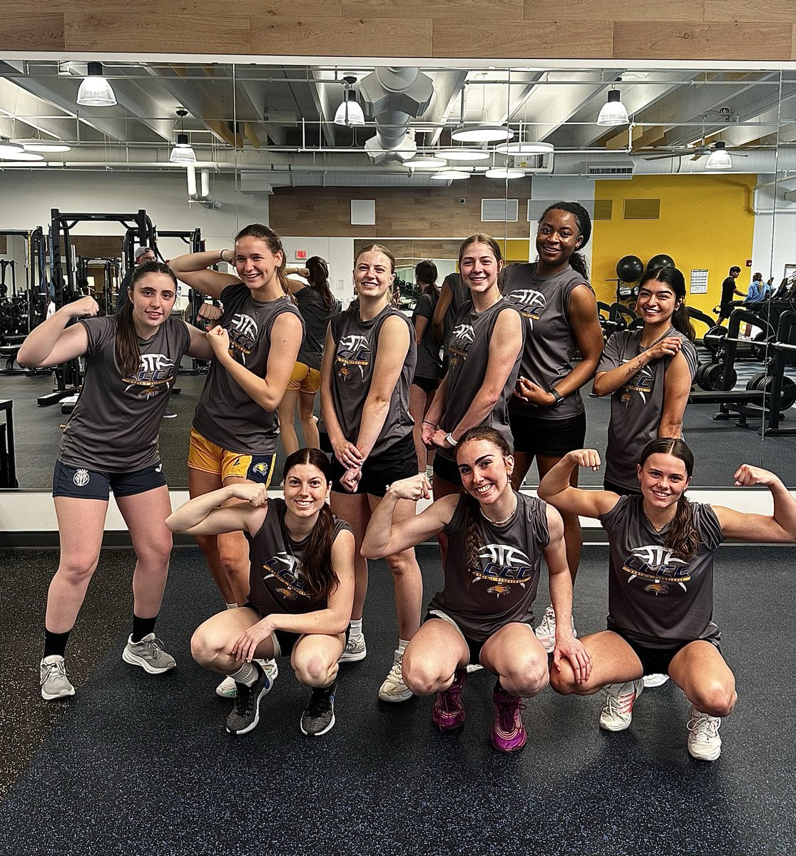 LCCCWBasketball's tweet photo. It’s the last two weeks of classes! We had our final weights session and celebrated the season with GESPYs Awards Banquet #lcccwbb #oneofone https://t.co/bHD6R58cYQ