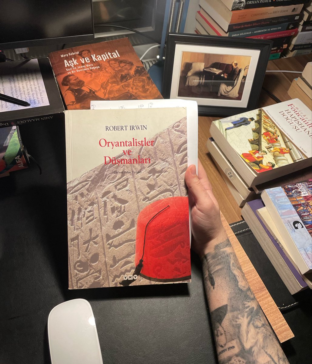 rokossovs1's tweet photo. Almond,postmodernist yazarların oryantalist mecazları incelikli üslupla bizlere nasıl yedirdiklerini anlatıyor. Robet Irwin ise Said’i eleştirerek oryantalizmin sadece iktidar üretimi değil, bilgi ve merak ürünü olduğunu dile getiriyor. Alternatif okumalar olarak tavsiye ederim. https://t.co/gWIEDh625o