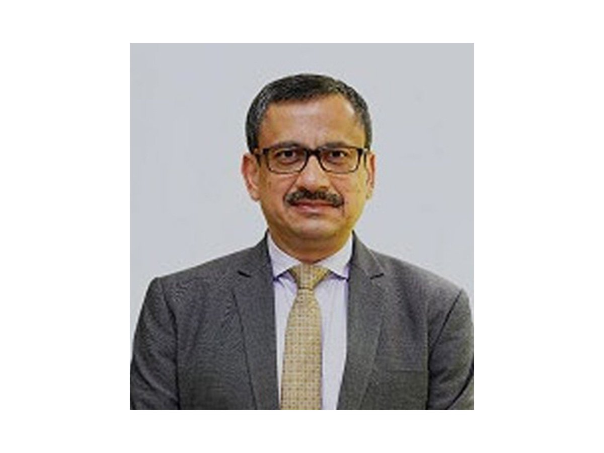 ani_digital's tweet photo. Rohit Jain takes charge as Deputy Governor of RBI

Read @ANI Story |
https://t.co/J65JCezYiF

#RohitJain #RBI #DeputyGovernor https://t.co/khbOLBYEtK