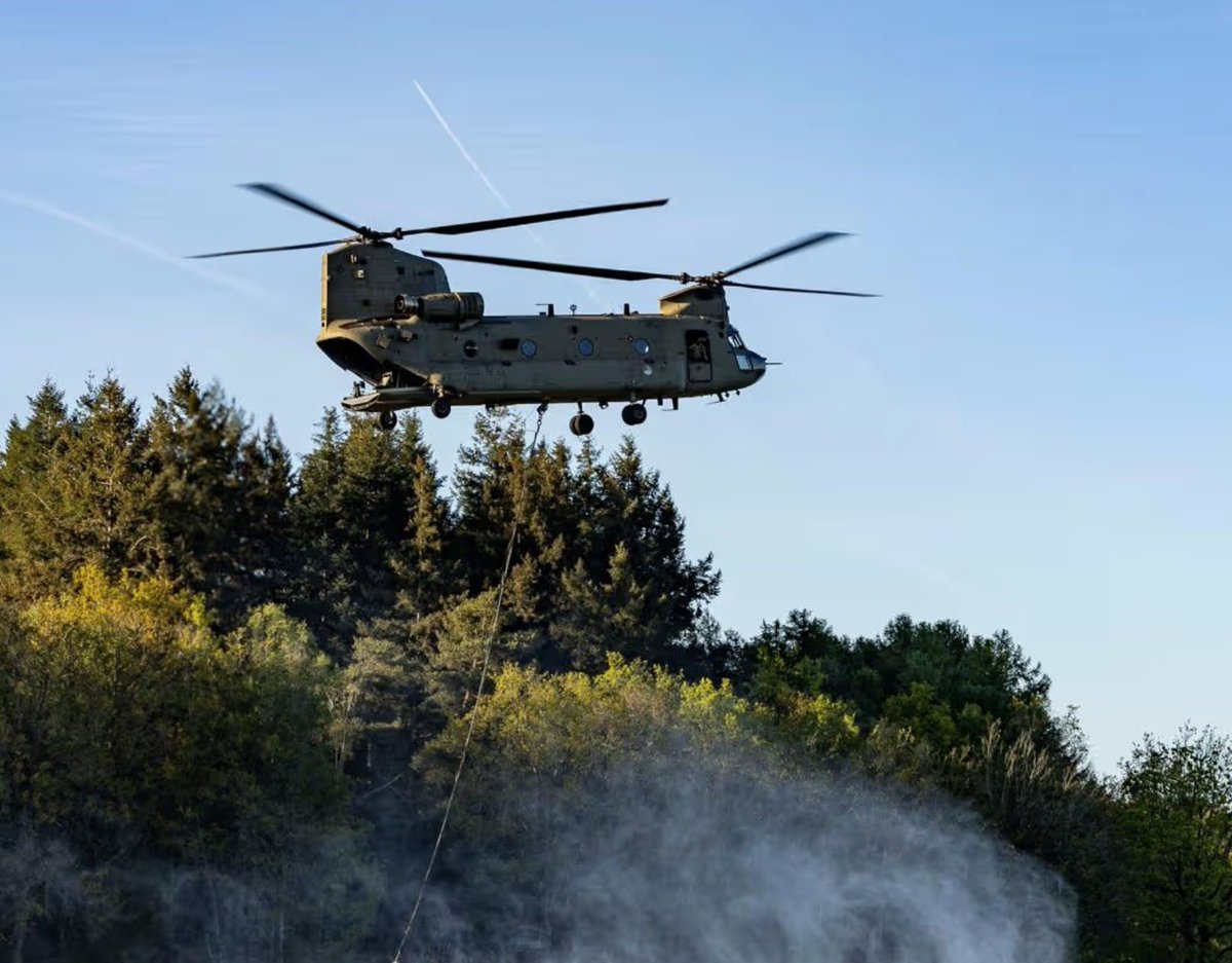 Noventas1's tweet photo. Defensie heroverweegt ‘droogteprotocol’ na grote brand bij ’t Harde
Lees meer via link in bio of onderstaande link.
https://t.co/VyfyjEMNEe
#Noventas #Defensie #tHarde https://t.co/ddpu8UBtLT