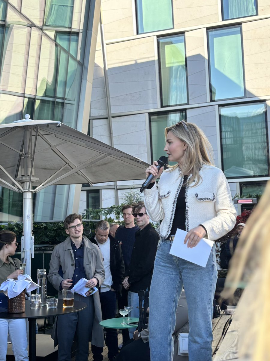 KarlGustel's tweet photo. After Work with techbros and techgirls with Sweden’s Minister for Energy, Business &amp; Industry and Deputy Prime Minister. 

Believe in Swedish business - and invest! https://t.co/Fqqamt6P8I