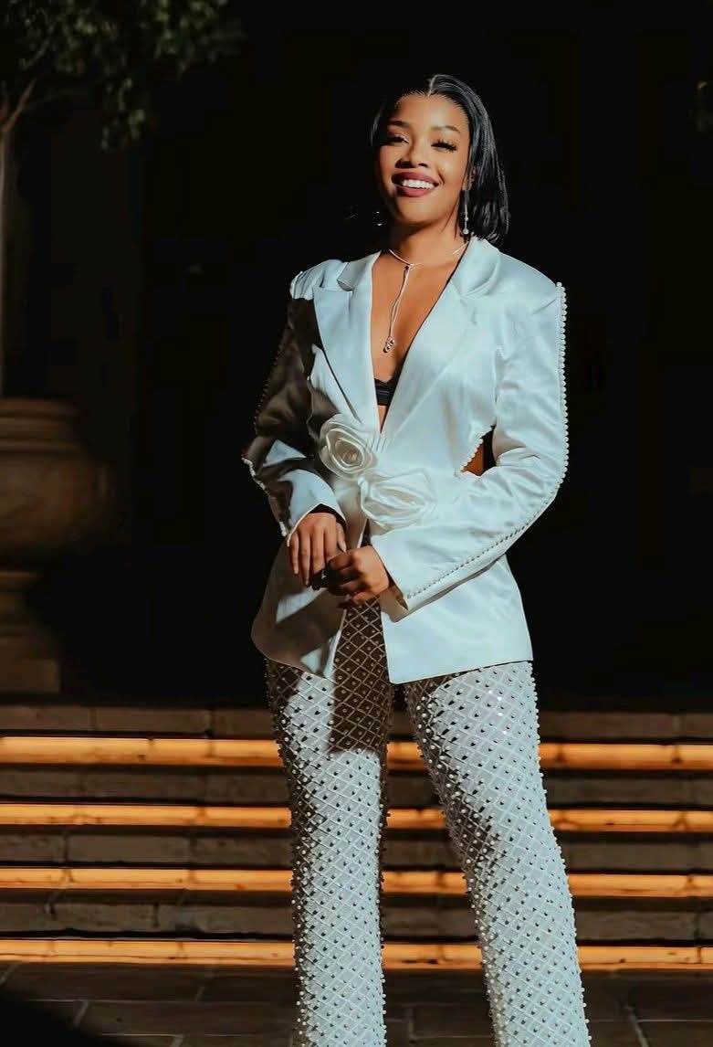 ChiomaEuge42773's tweet photo. She is a super star and a born winner. That's something you can't take away from her. Tell ur friend to tell a friend.✍️🤏🌸🌸

WELCOME BACK LIEMA
LIEMA PANTSI ONCE SAID
#LiemaLandsInSA
#LiemaPantsi https://t.co/ikZLEWhkDM