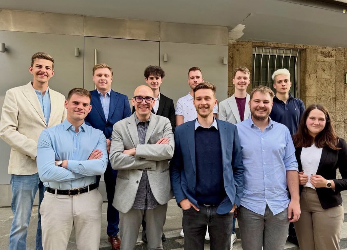 MladiDemokrati's tweet photo. Srečanje podmladkov strank Demokrati, NSi, Resnica, SLS in Fokus. #ZaPrihodnost https://t.co/0HtaotK6gu