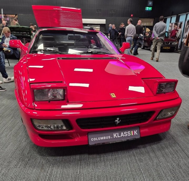 Retromania4ever's tweet image. ✅⬜🟥 #Ferrari 348 TS with the headlights up.