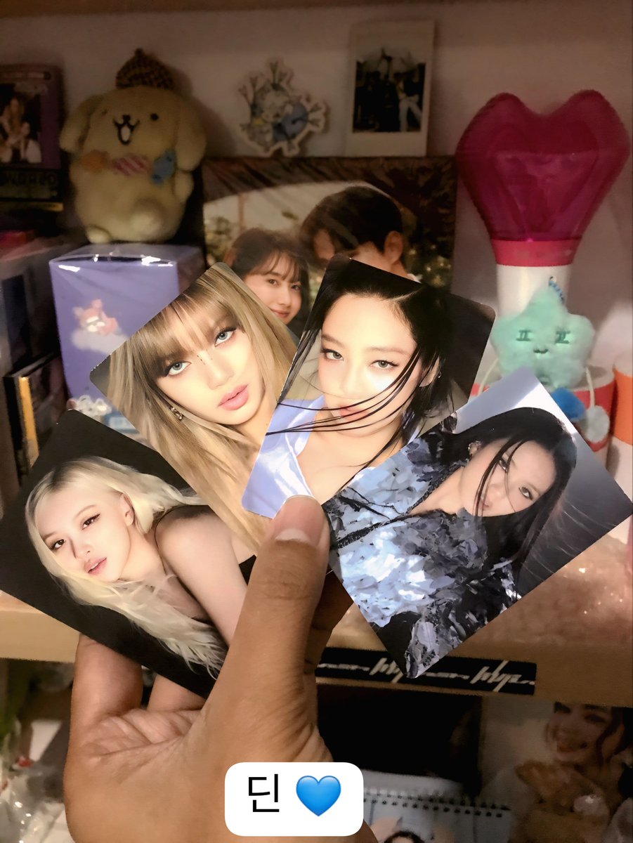 pmryoona's tweet photo. WTS PC Blackpink Moodlight ver album Deadline
#blackpink #jennie #jisoo #Lisa #Rose #kpopmerch #jennieblackpink #jisoblackpink #lisablackpink #roseblackpink #wts #photocard #pc #album #kpop https://t.co/RFtOiuFhLe