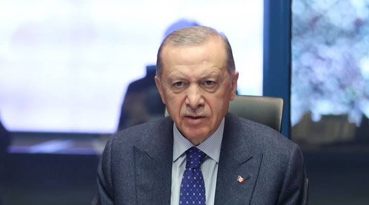 neyi kaybettiğini hatırla tweet media