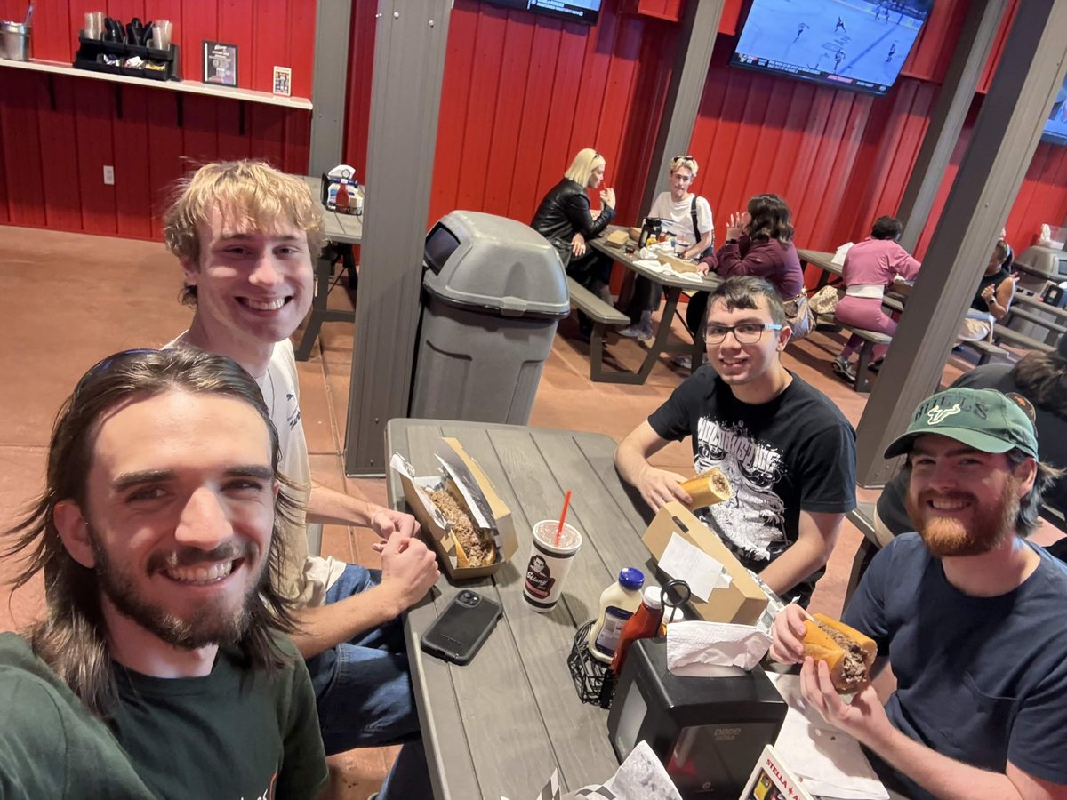 USF_Esports's tweet photo. 💚 A huge victory for Splatoon Club at the Nittany Nouveau! 🥇

✈️ Our Splatoon Gold roster travelled all the way up to Pennsylvania State University to compete and walked away victorious, with a commanding 7-1 record!

#splatoon #collegiate #collegeesports https://t.co/0RbidQkFDq