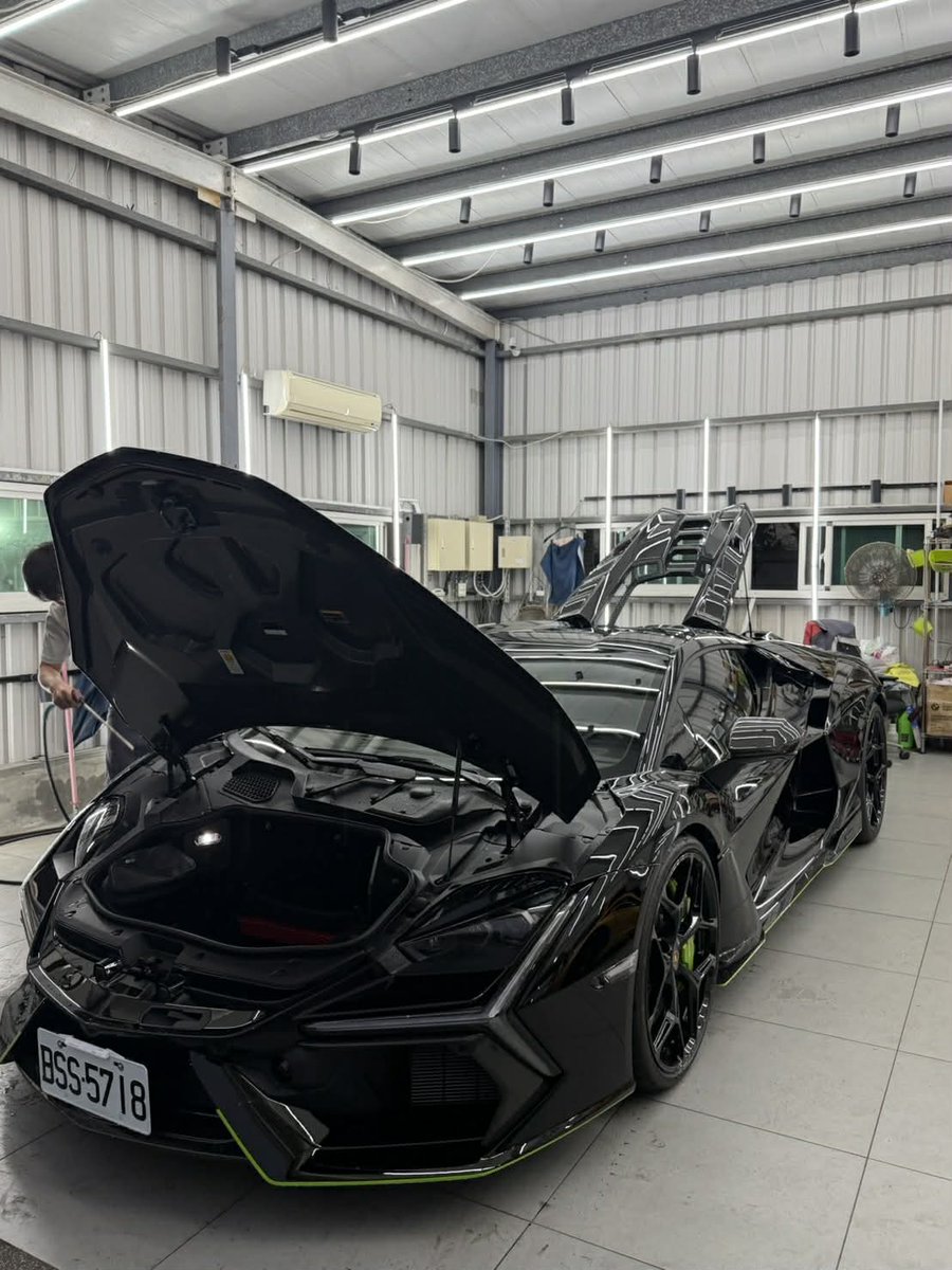 asas7413's tweet photo. 洗車交給專業的 https://t.co/1cBZtS5W99