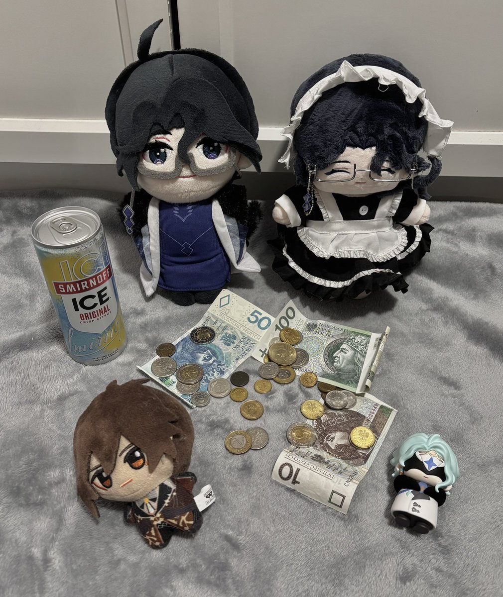 im giving him offerings so that in exchange he will appear in the 6.6 version art on wednesday