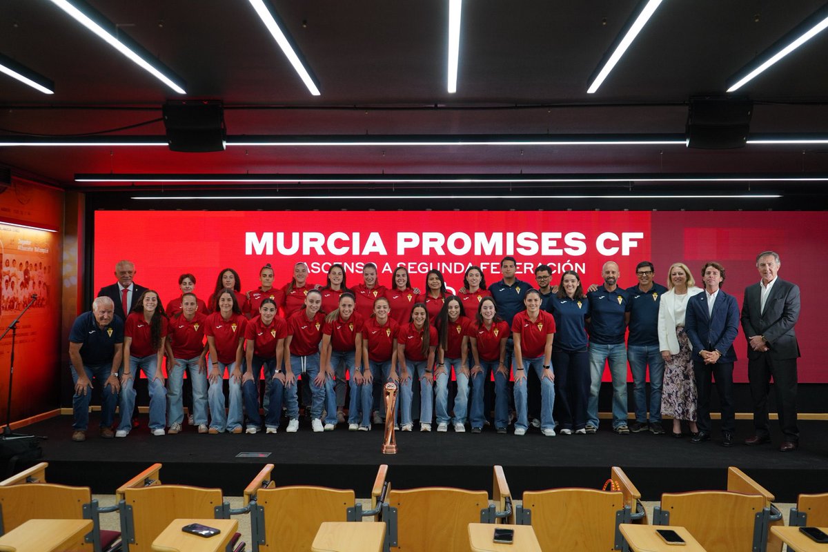 Real Murcia Femenino tweet media