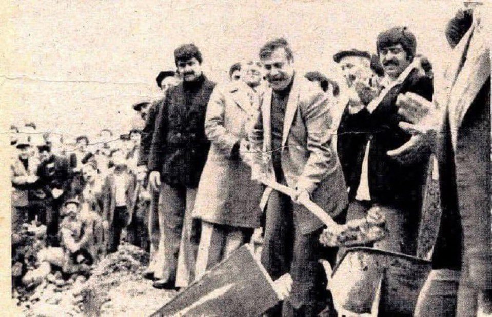CanTomakin's tweet photo. "Ben ne yaptıysam halkım için halkımla beraber yaptım"
Fikri Sönmez https://t.co/vNA4aN6bPa