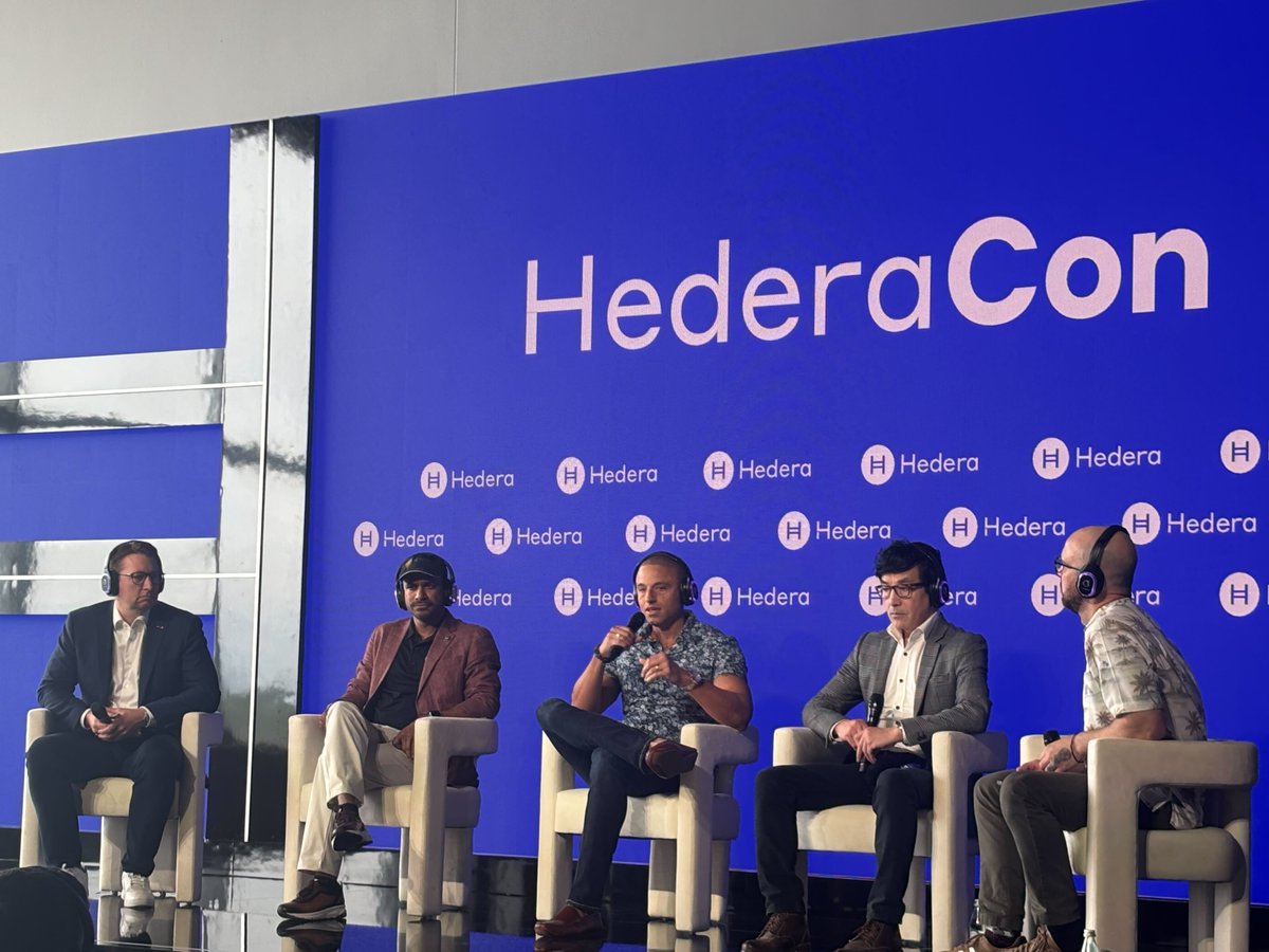 Hedera tweet media