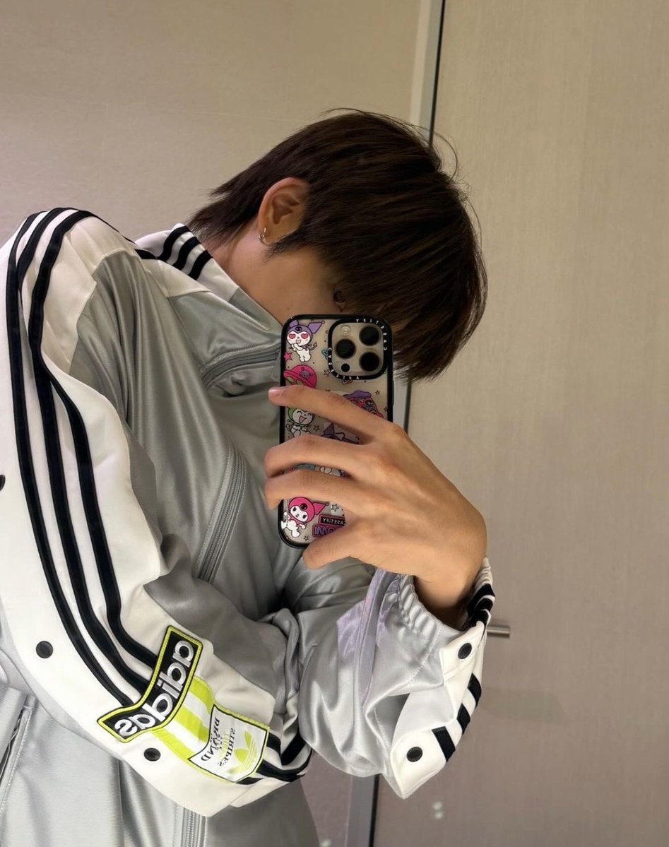 eva ୨ৎ dwy tweet media