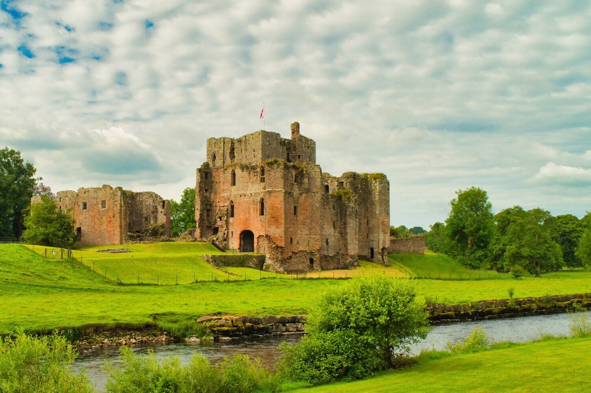 LakesFurniture's tweet image. Brougham Castle Fine Art Print | Lake District Photography tuppu.net/2e35b9d9 #housewarming #chocolate #handmadefurniture #Photography #birthday #lakedistrict #greetingscard #homeoffice #shelving #rusticfurniture #LandscapePrint
