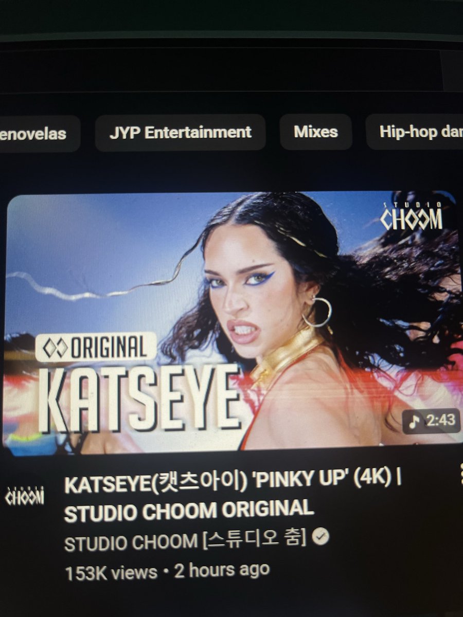 Fayestrapinme tweet media