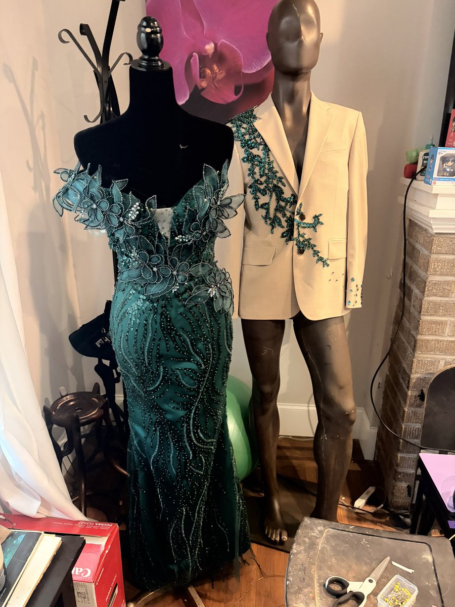 Blackstarr_F's tweet photo. Prom season is almost over in boy I can’t wait but I did make something pretty beautiful https://t.co/NxkSboSpD9